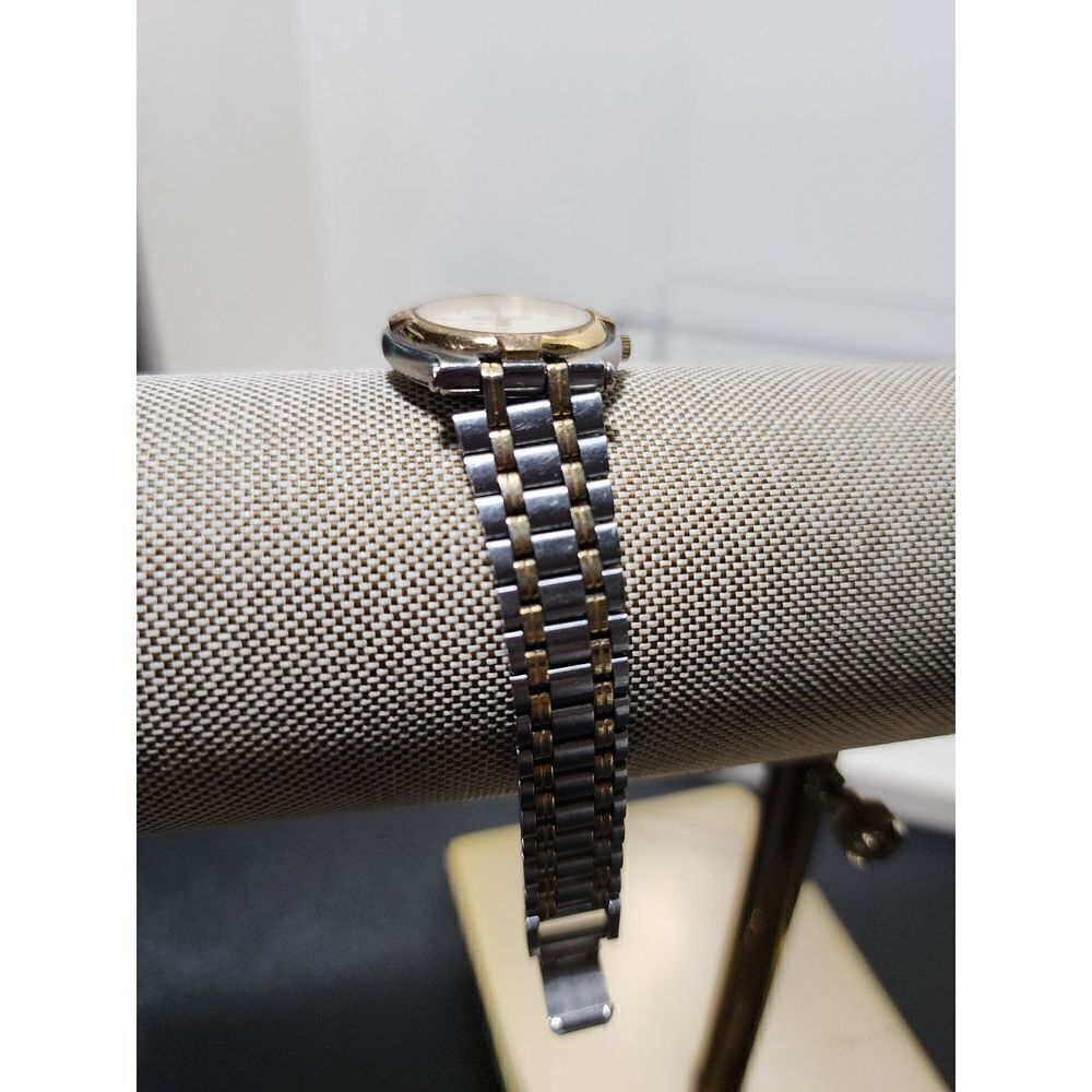 Gucci 9000L Vintage Ladies Ivory Face Watch - Picture 5 of 9